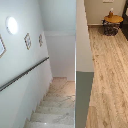 Kamares 2 * Nea Kallikrateia